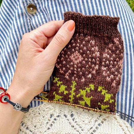Stone Knits Dandelion Wishes Socks Strickset