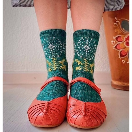 Stone Knits Dandelion Wishes Socks Strickset