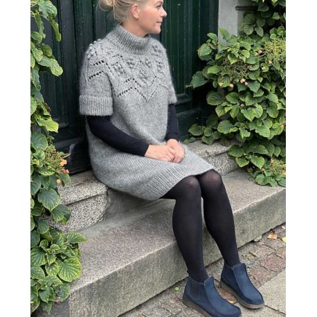 Camilla Vad Magnolia Bloom Tunic Strickkit