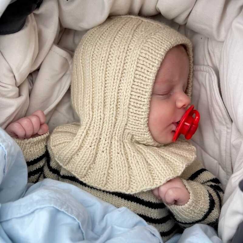 Sunday Balaclava Baby PetiteKnit Strickkit
