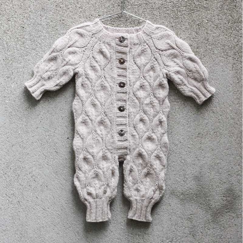 Knitting for Olive  - Olive Suit Strickanleitung und Wolle