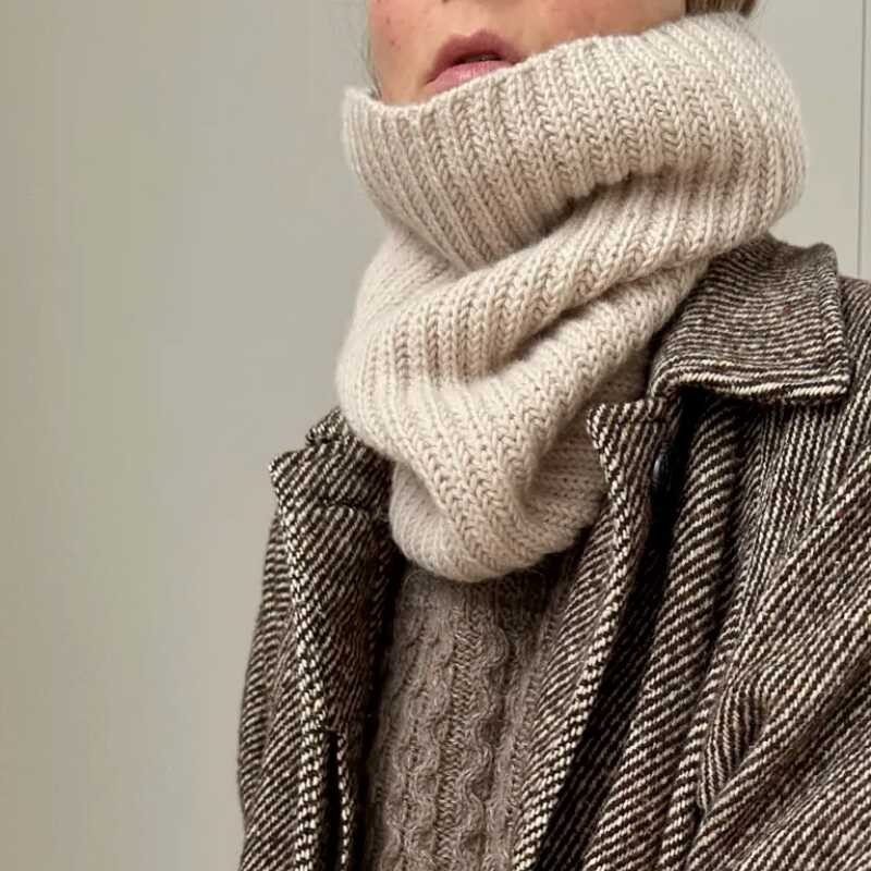 Other Loops Patent Loop Neckwarmer Wollpaket
