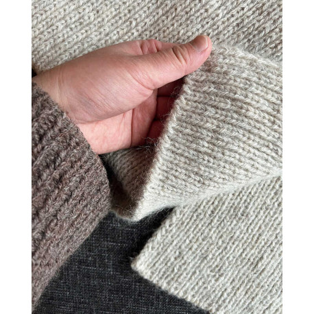 Novemberknits Iben Scarf Strickanleitung und Wolle