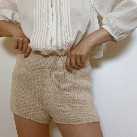 Wool & Beyond Simple Summer Shorts Englisch Wollpaket