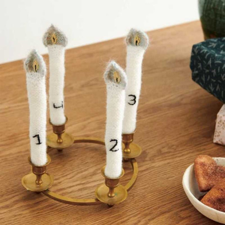Sandnes Tema 77 9 Christmas Candle Strickset
