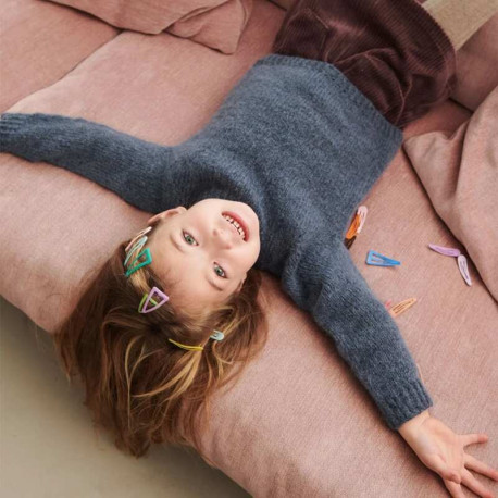 Sandnes 2401 5AB Debutant Sweater Junior Strickset