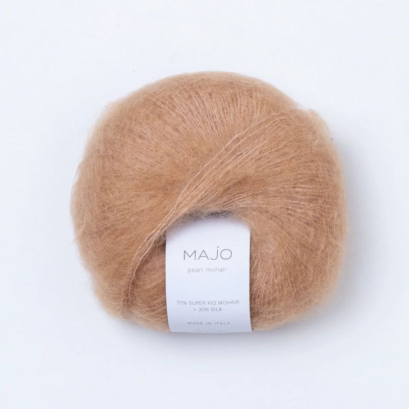 Majo Pearl Mohair Almond