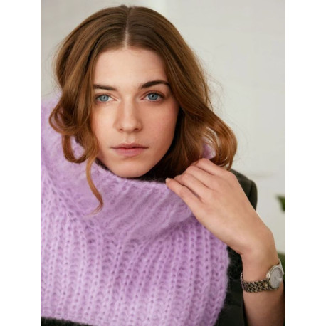 Sandnes 2403 3ABC Hannah Neck Strickset