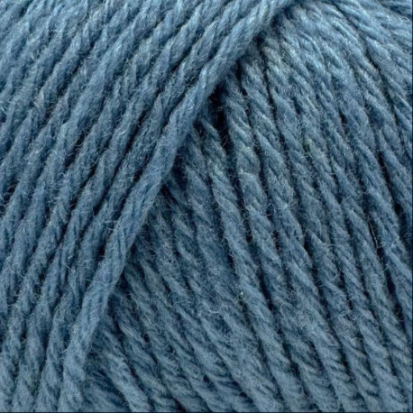 Knitting for Olive Heavy Merino Dove Blue Detail