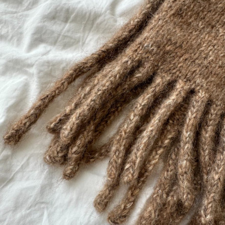 Petite Knit Nora Neck Wollpaket