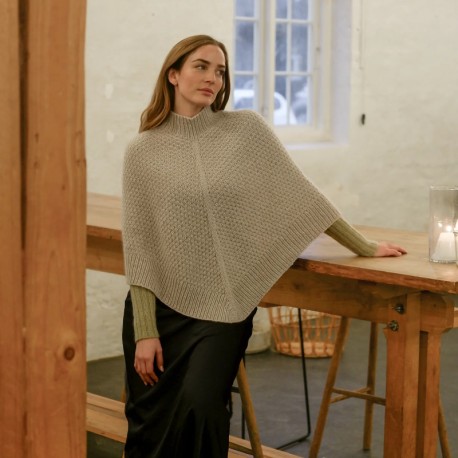 Knitting for Olive Elvira Poncho Strickset