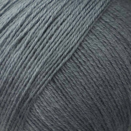 Knitting for Olive Compatible Cashmere Dusty Dove Blue Detail
