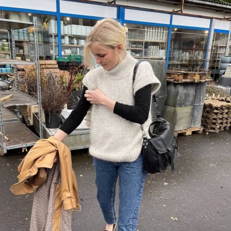 Weekend Slipover Strickanleitung von PetiteKnit