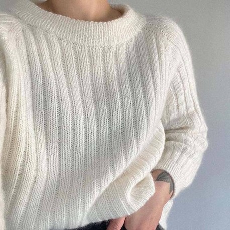 Eira Sweater Novemberknits Strickanleitung und Wolle