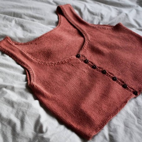 Retro Button Top Witre Design