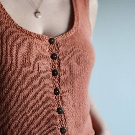 Retro Button Top Witre Design